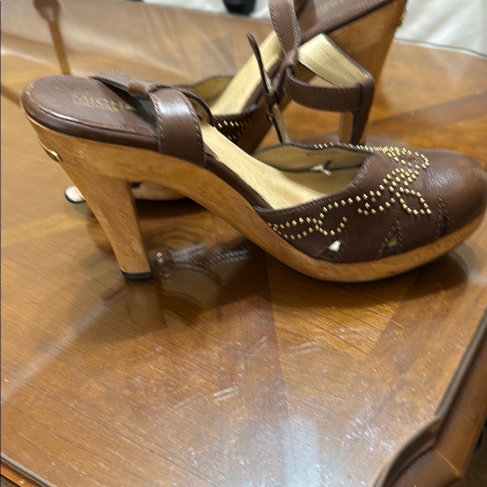Michael Kors Brown Leather Heels with Gold Accents